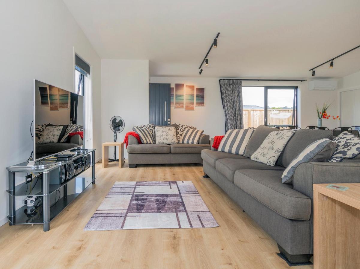 Sun And Sea Sanctuary - Whitianga Holiday Home Buitenkant foto