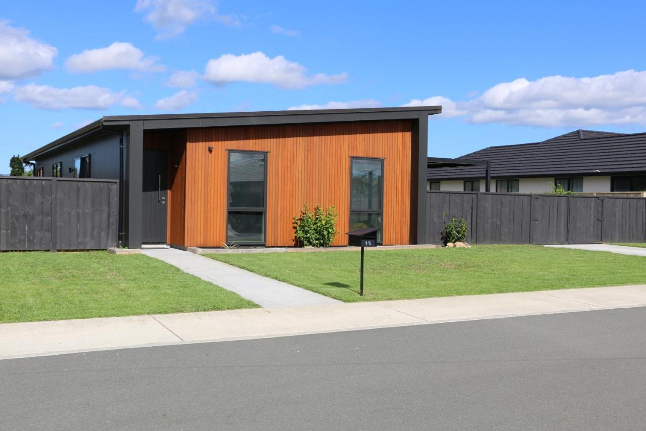 Sun And Sea Sanctuary - Whitianga Holiday Home Buitenkant foto